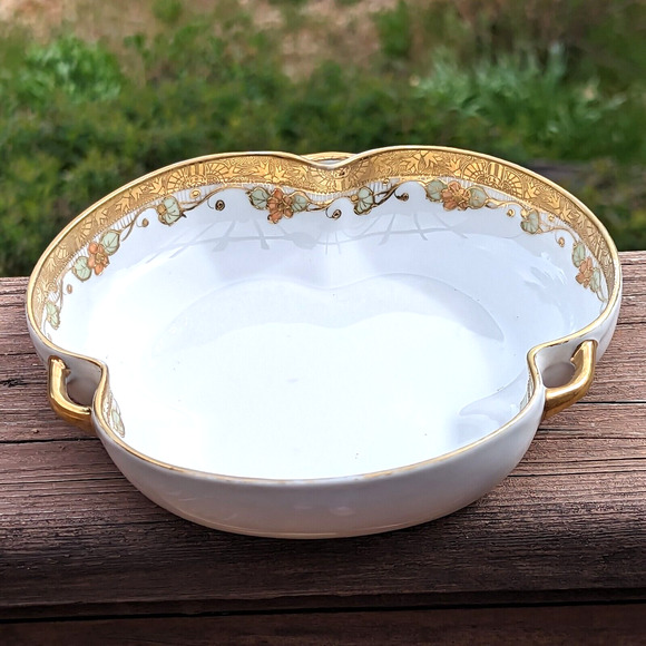 Antique Noritake Morimura Nippon Scalloped Dish with Moriage Gilding and Handles - Picture 4 of 12